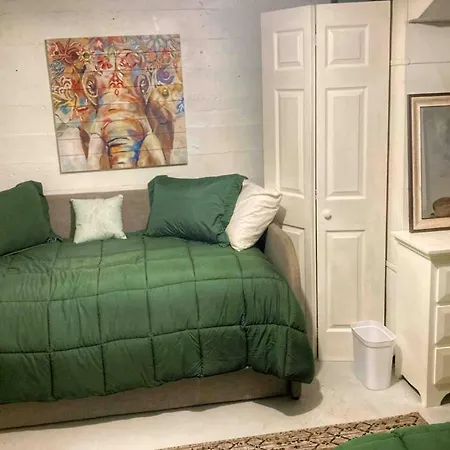 Centrally Located, Family And Furry Friendly Fun!